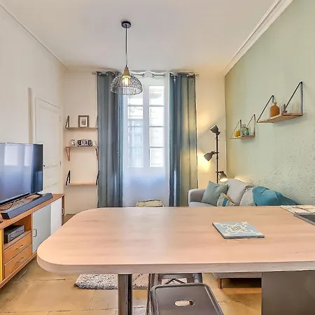 Le Magdalena - Confort 4* En Plein Ecusson * Nimes