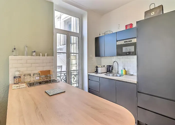 Apartment Le Magdalena - Confort 4* En Plein Ecusson Nimes
