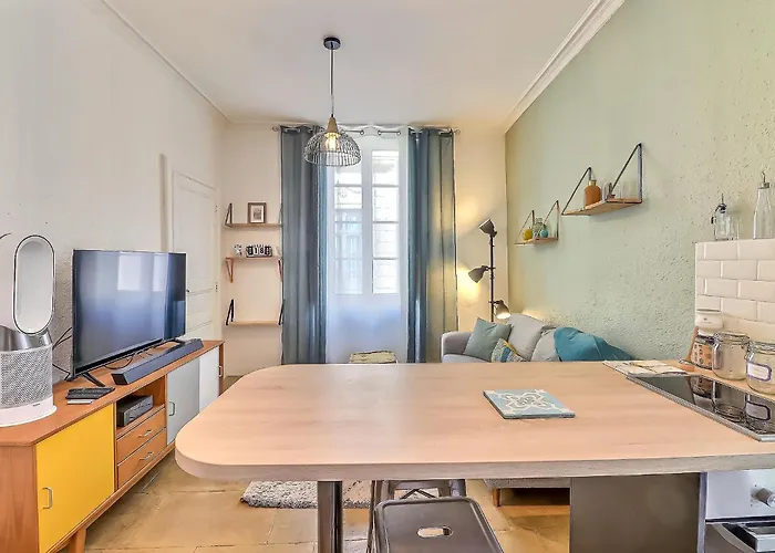 Le Magdalena - Confort 4* En Plein Ecusson * Nimes